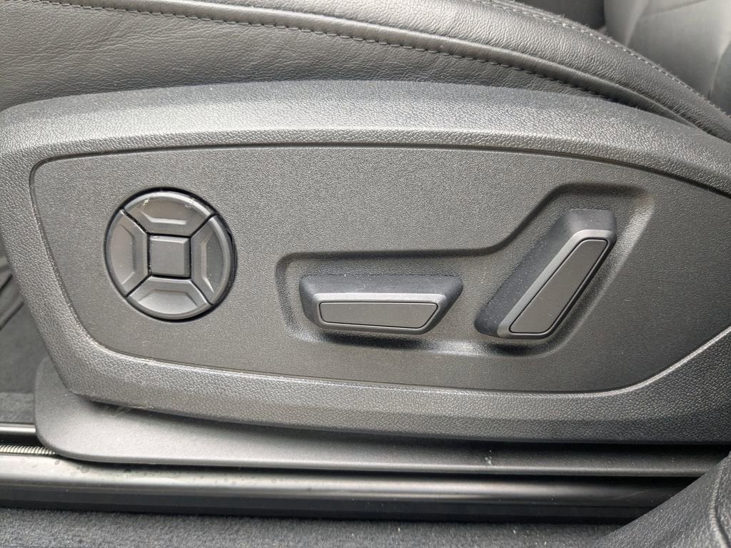2024 Audi Q3 S line Premium