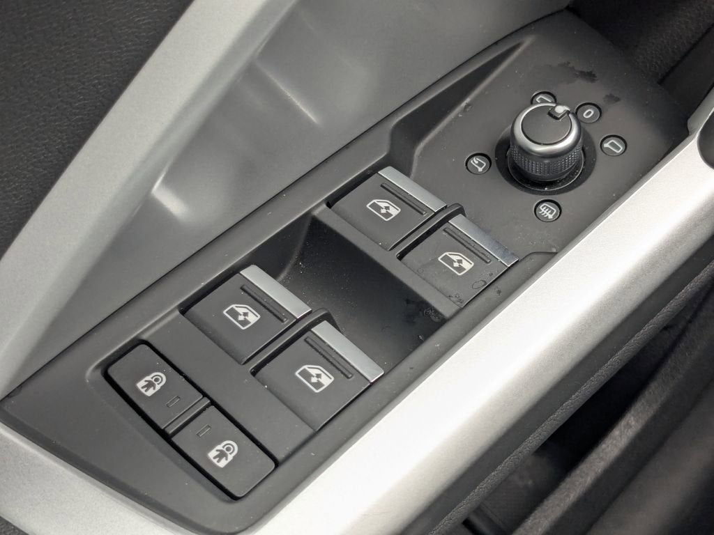 2024 Audi Q3 S line Premium
