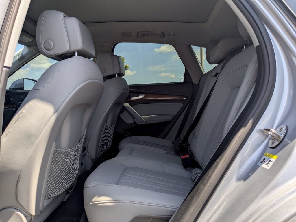 2022 Audi Q5 S line Premium Plus