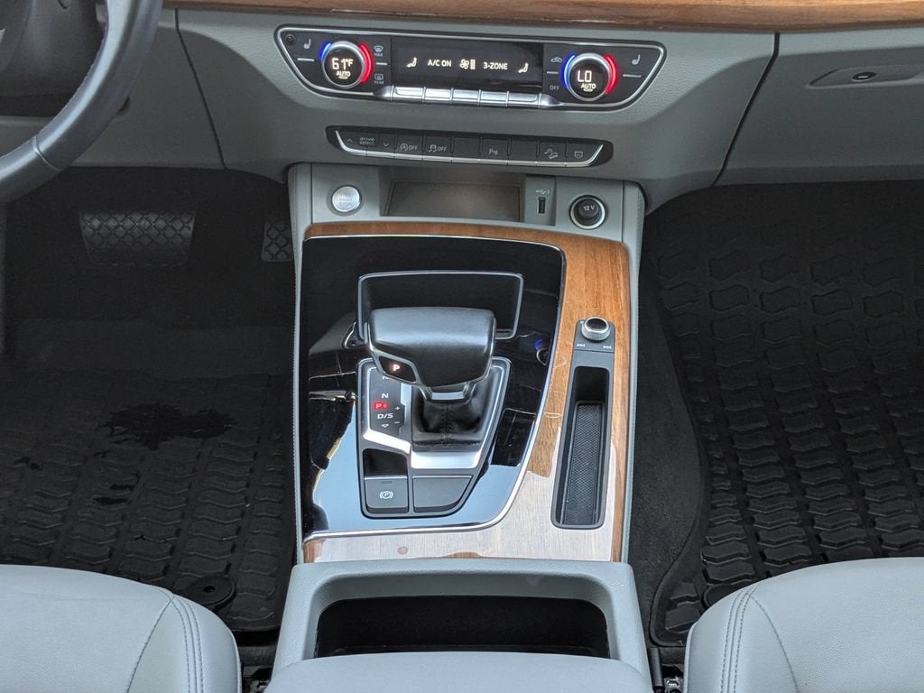 2022 Audi Q5 S line Premium Plus