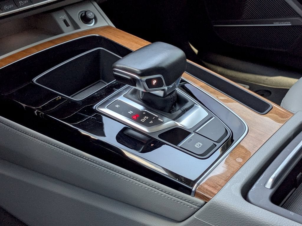 2022 Audi Q5 S line Premium Plus