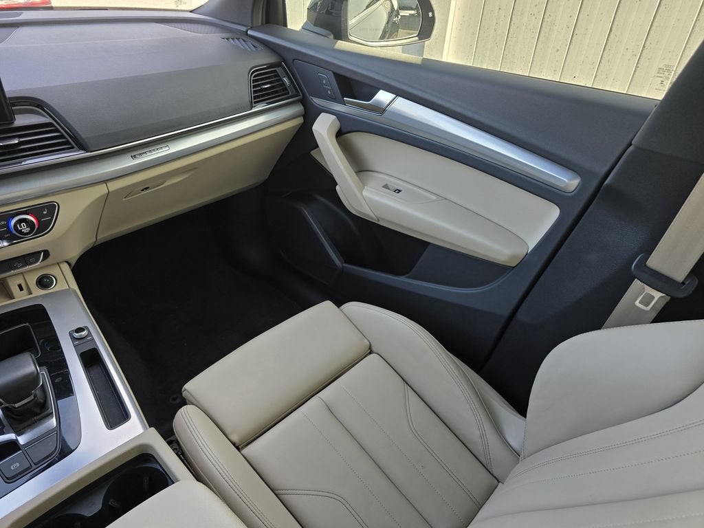 2025 Audi Q5 S line Premium