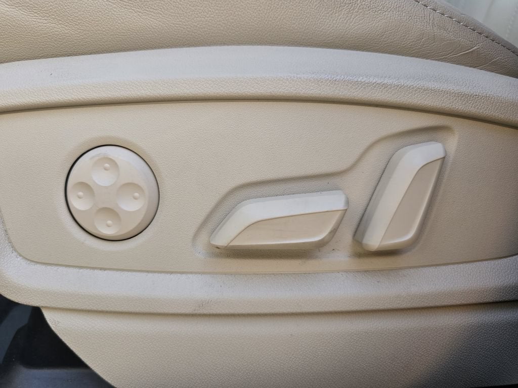 2025 Audi Q5 S line Premium