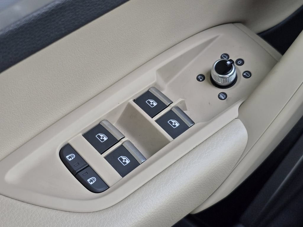 2025 Audi Q5 S line Premium