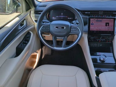 2025 Jeep Grand Cherokee Limited 4x2