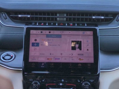 2025 Jeep Grand Cherokee Limited 4x2