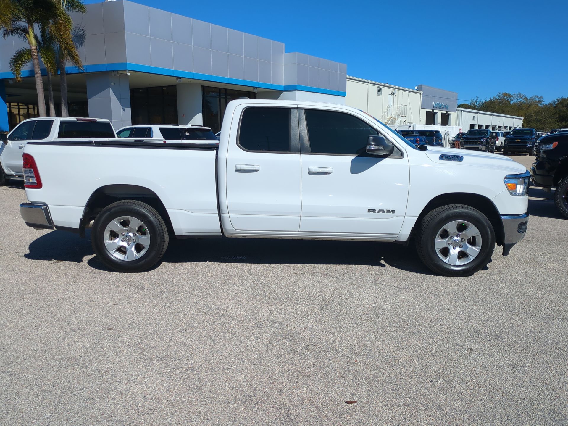 2022 RAM 1500 Big Horn Quad Cab 4x4 6'4" Box