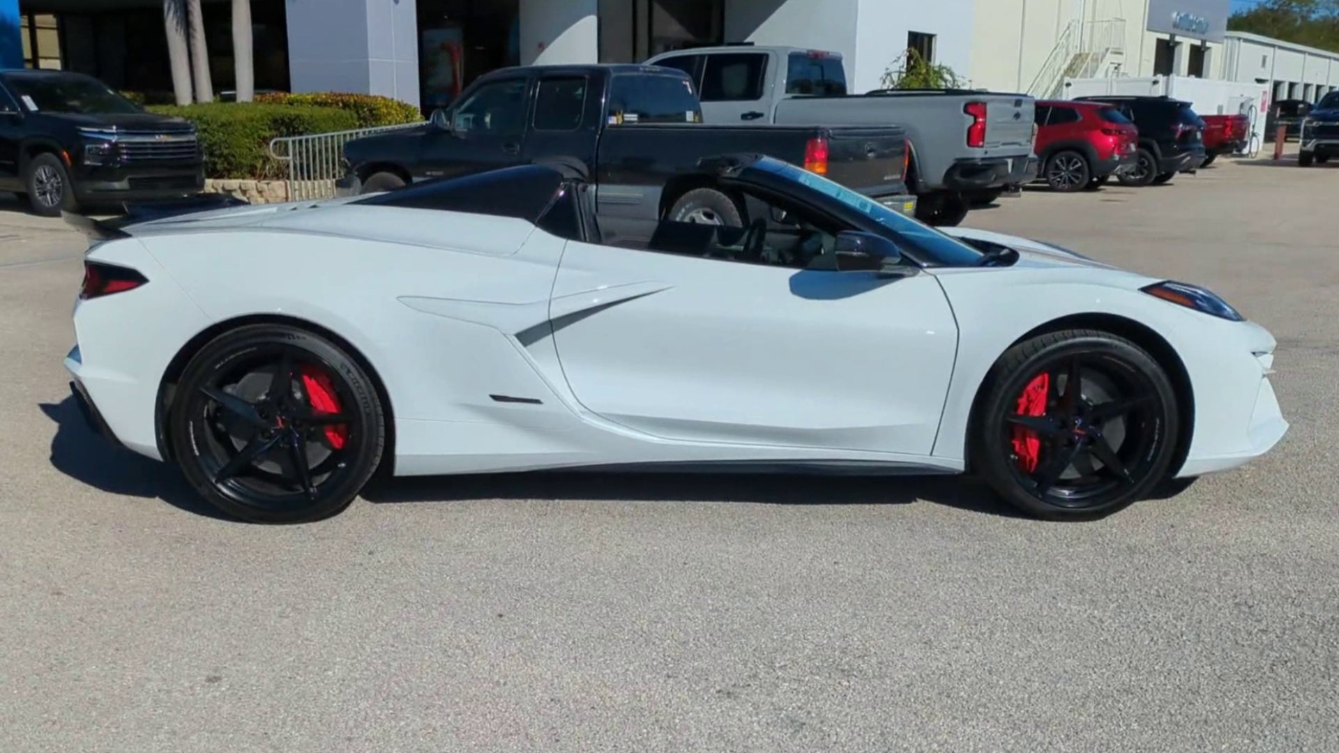 2025 Chevrolet Corvette E-Ray 2LZ