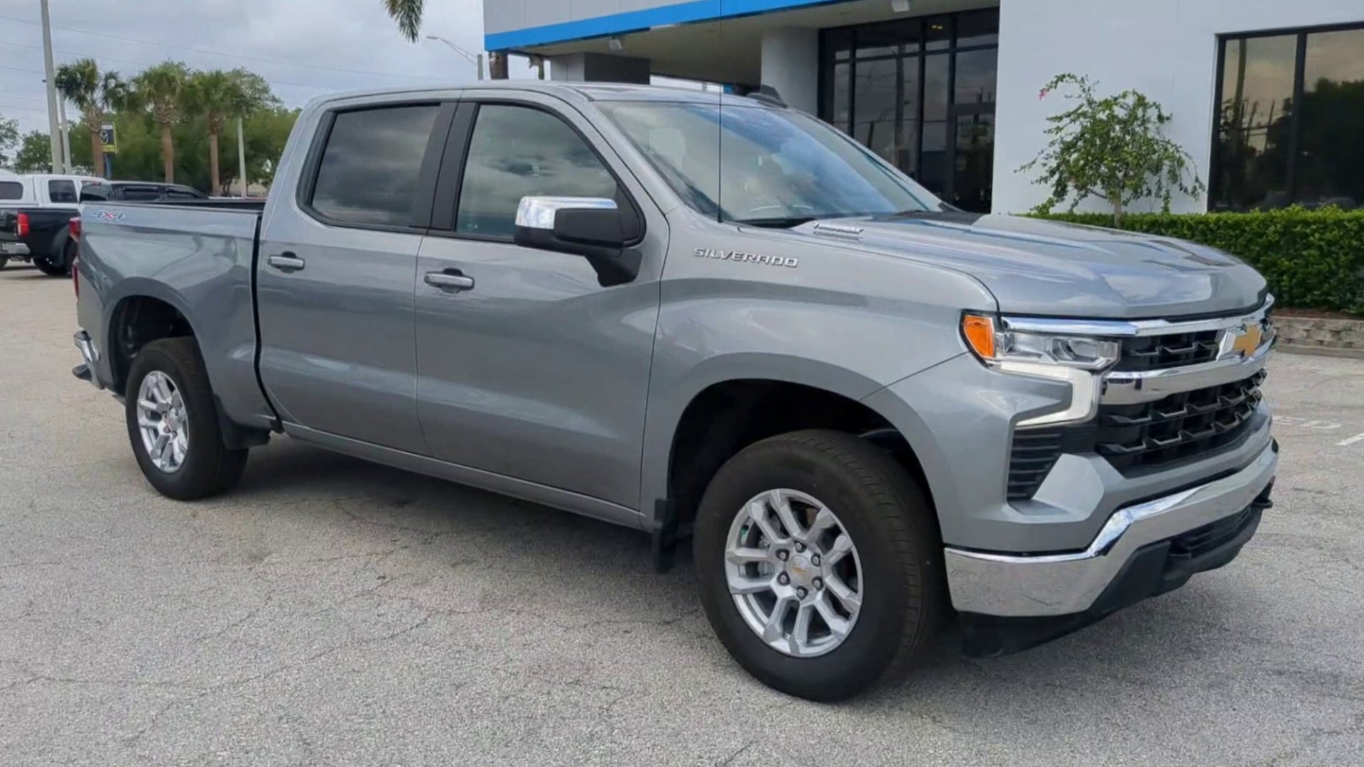 2025 Chevrolet Silverado 1500 LT (2FL)