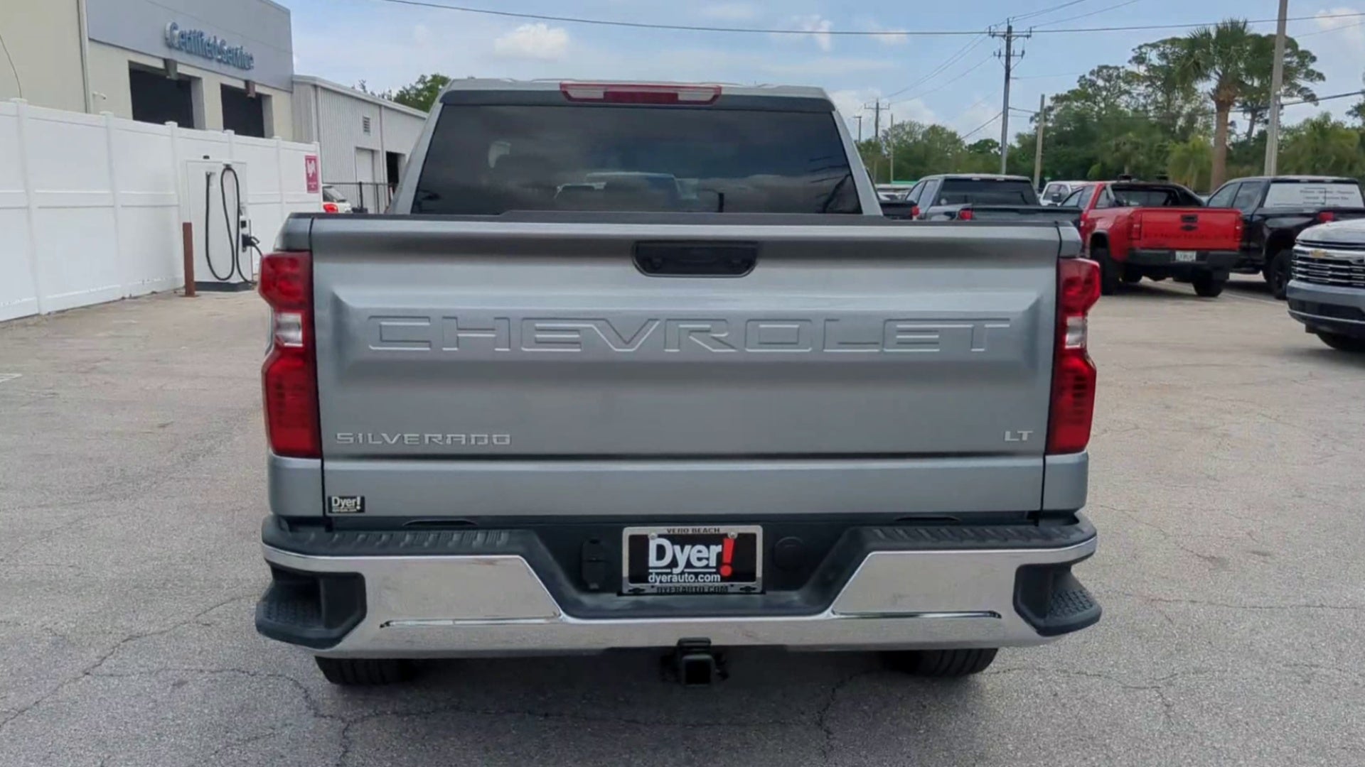 2025 Chevrolet Silverado 1500 LT (2FL)