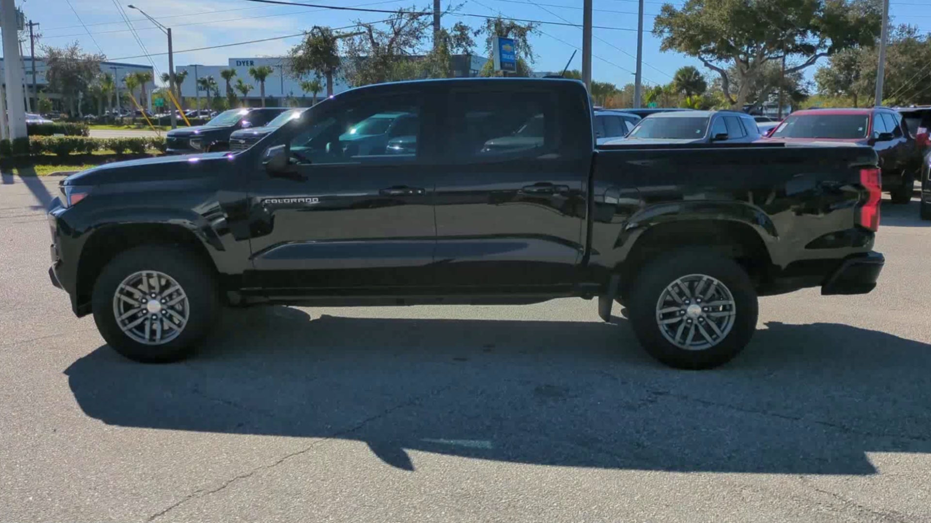 2025 Chevrolet Colorado WT/LT