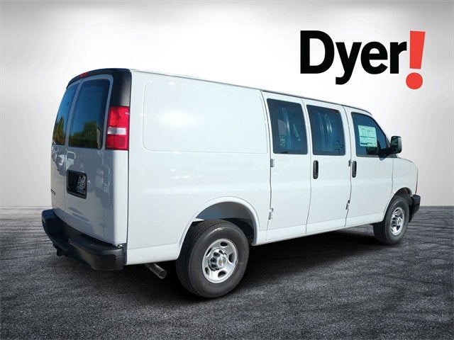2025 Chevrolet Express Cargo 2500 WT