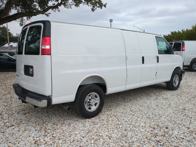 2025 Chevrolet Express Cargo WT