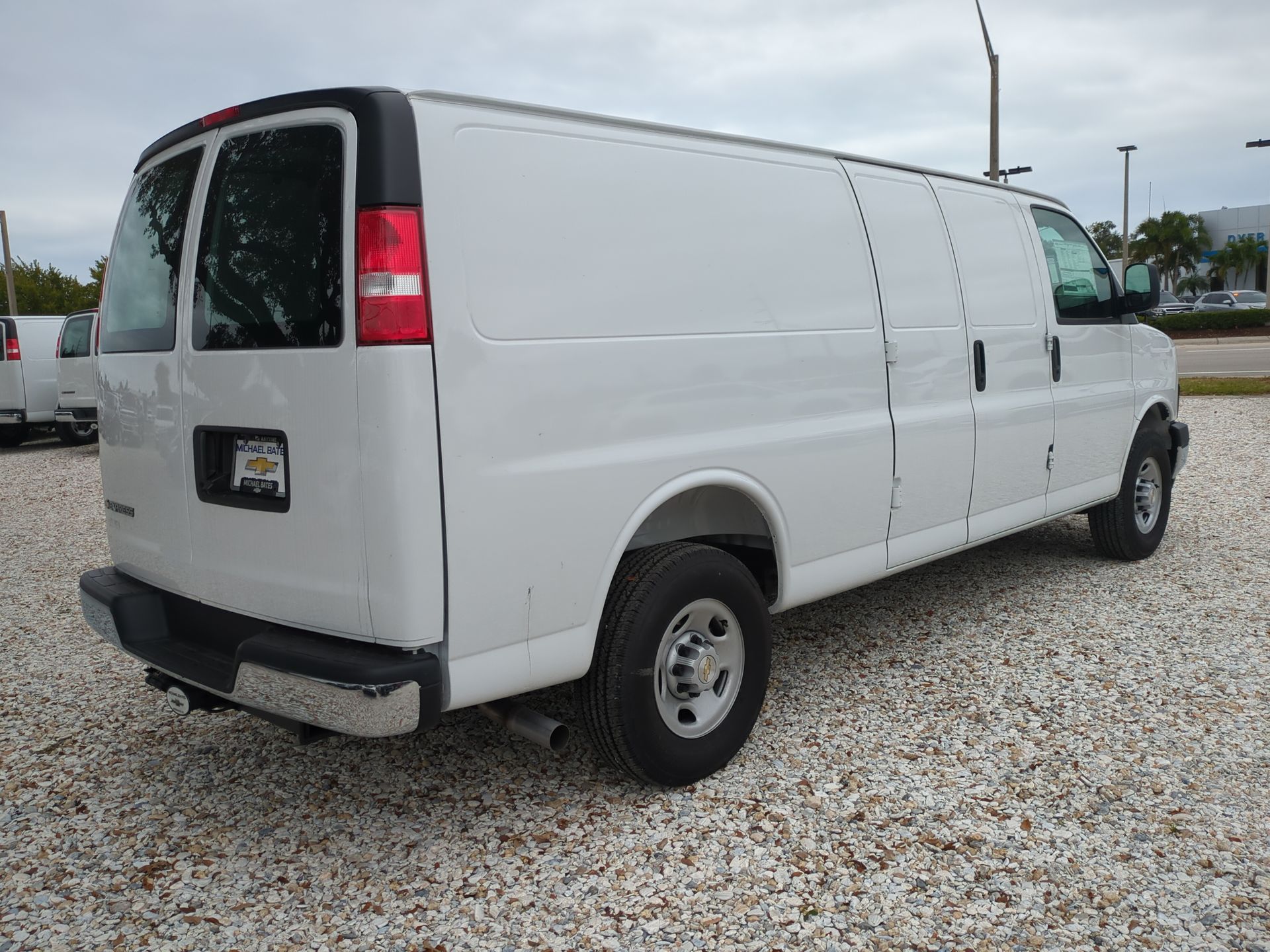 2025 Chevrolet Express Cargo 2500 WT