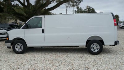 2025 Chevrolet Express Cargo WT