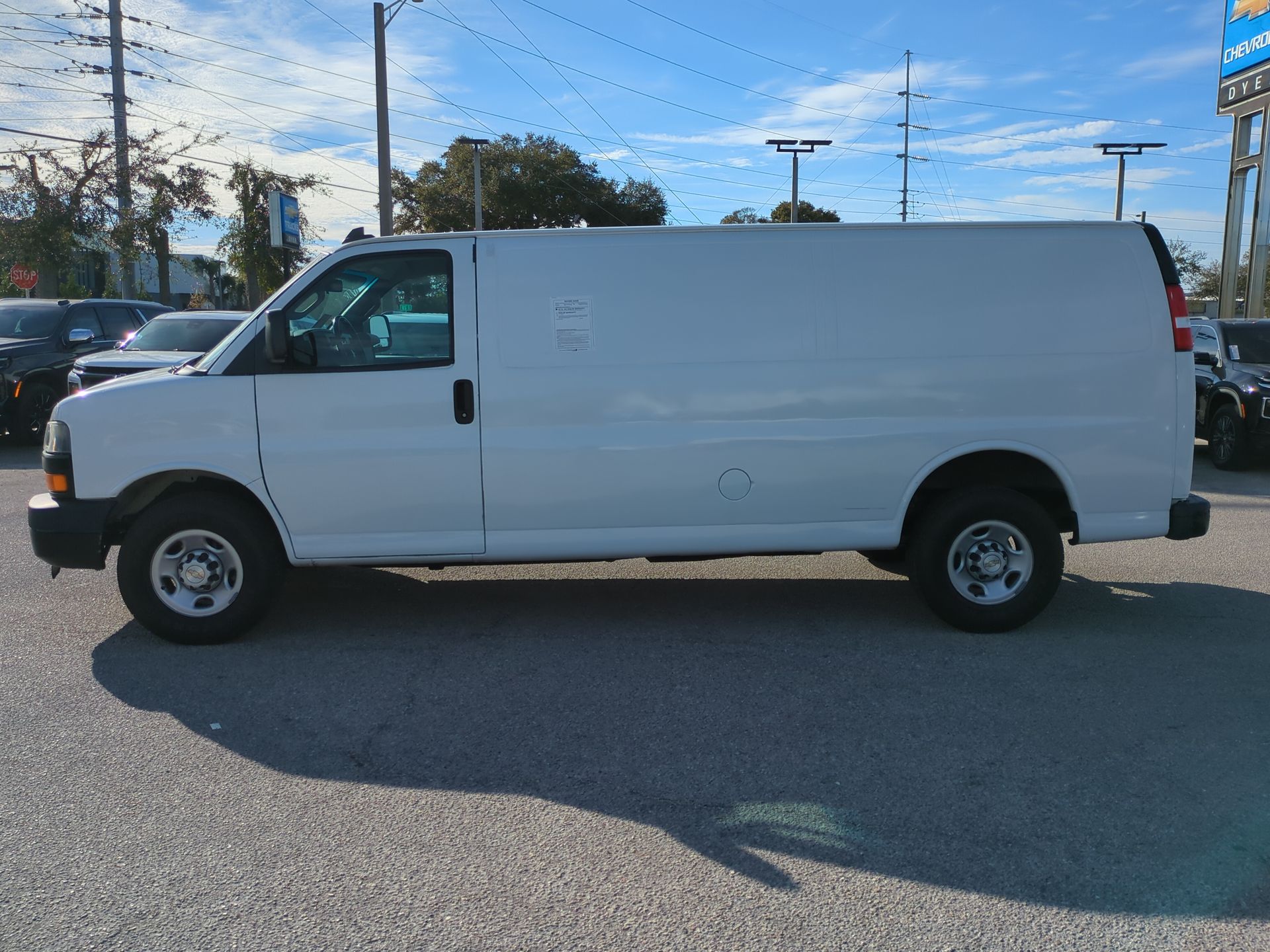 2021 Chevrolet Express Cargo 2500 WT