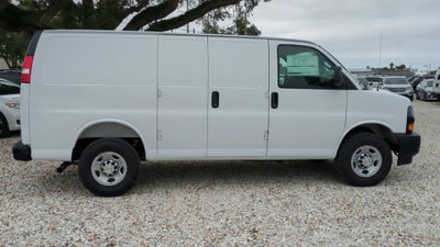2025 Chevrolet Express Cargo 3500 WT