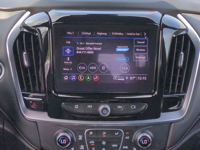 2022 Chevrolet Traverse LT Leather