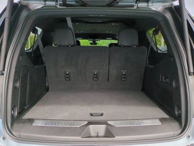 2022 Chevrolet Suburban High Country