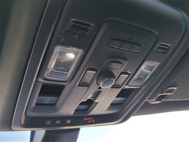 2022 Chevrolet Suburban High Country