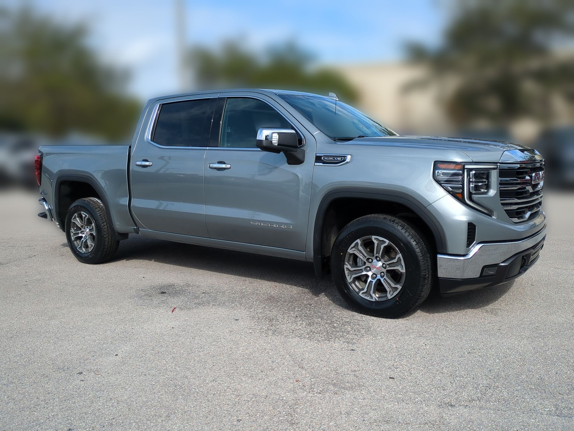 2025 GMC Sierra 1500 SLT