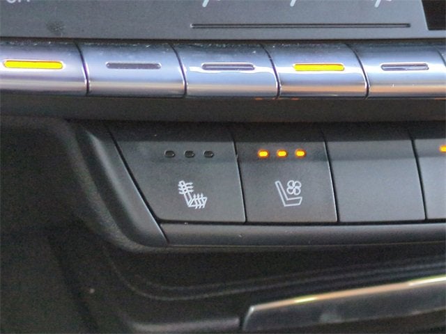 2019 Cadillac XT4 FWD Premium Luxury