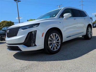 2023 Cadillac XT6 Premium Luxury