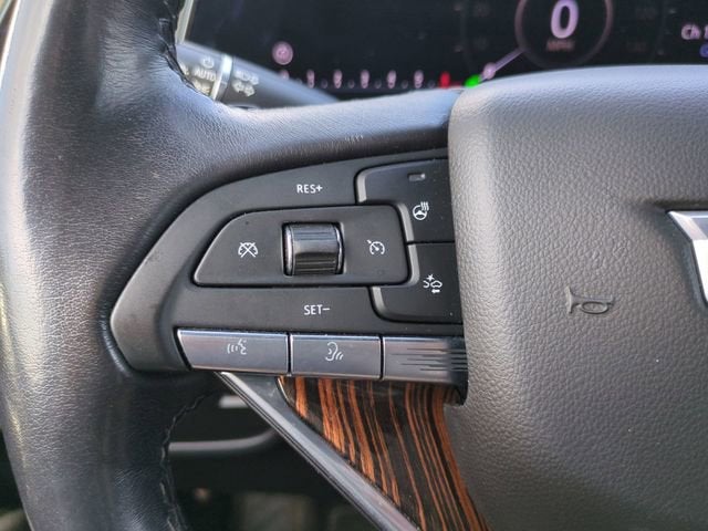 2022 Cadillac Escalade ESV Premium Luxury