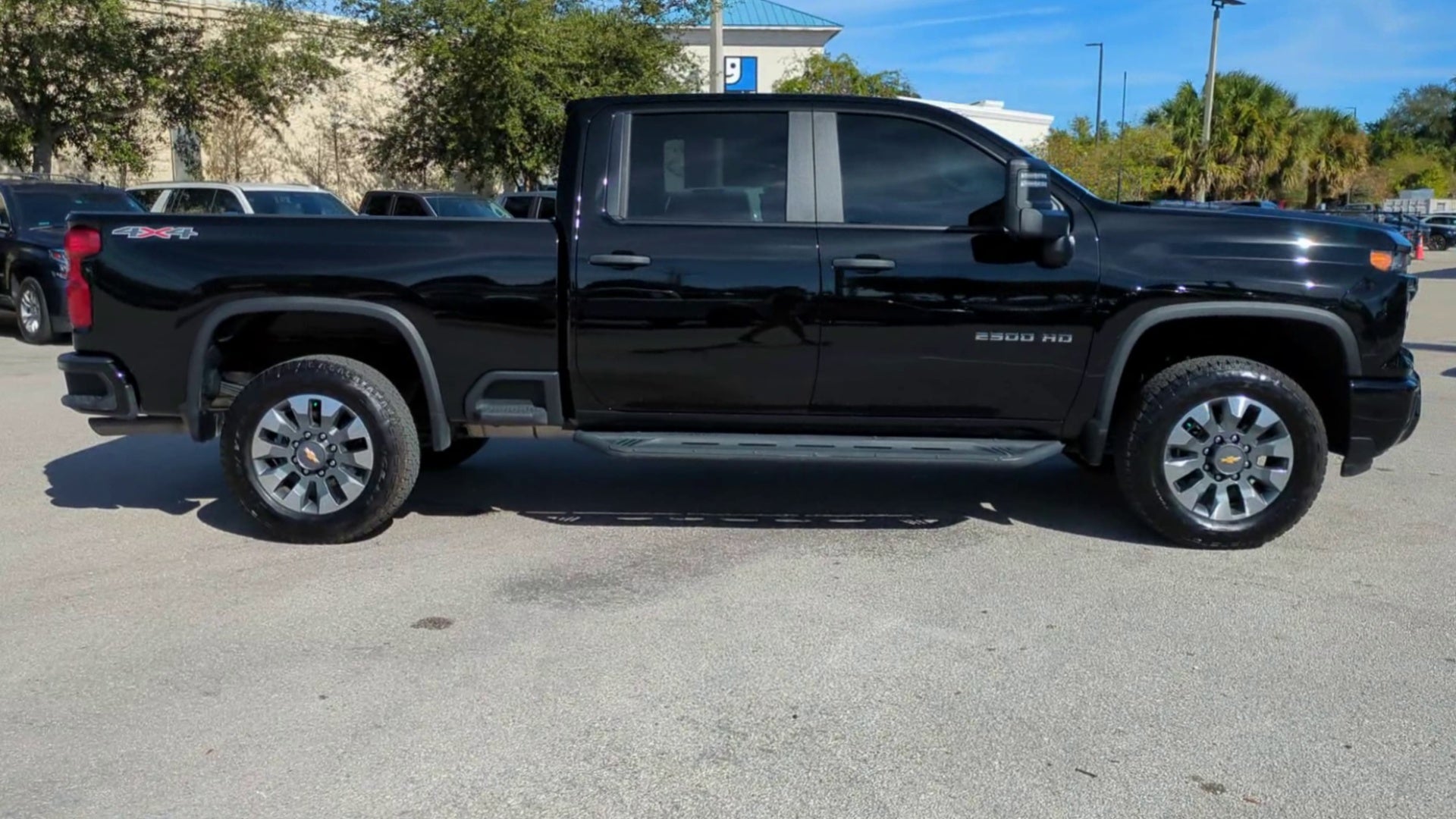 2025 Chevrolet Silverado 2500 HD Custom