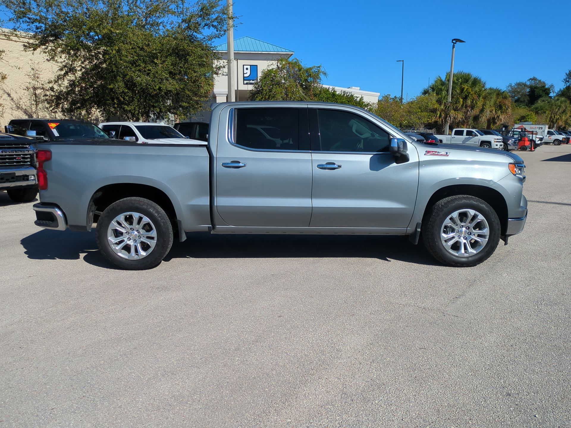 2024 Chevrolet Silverado 1500 LTZ