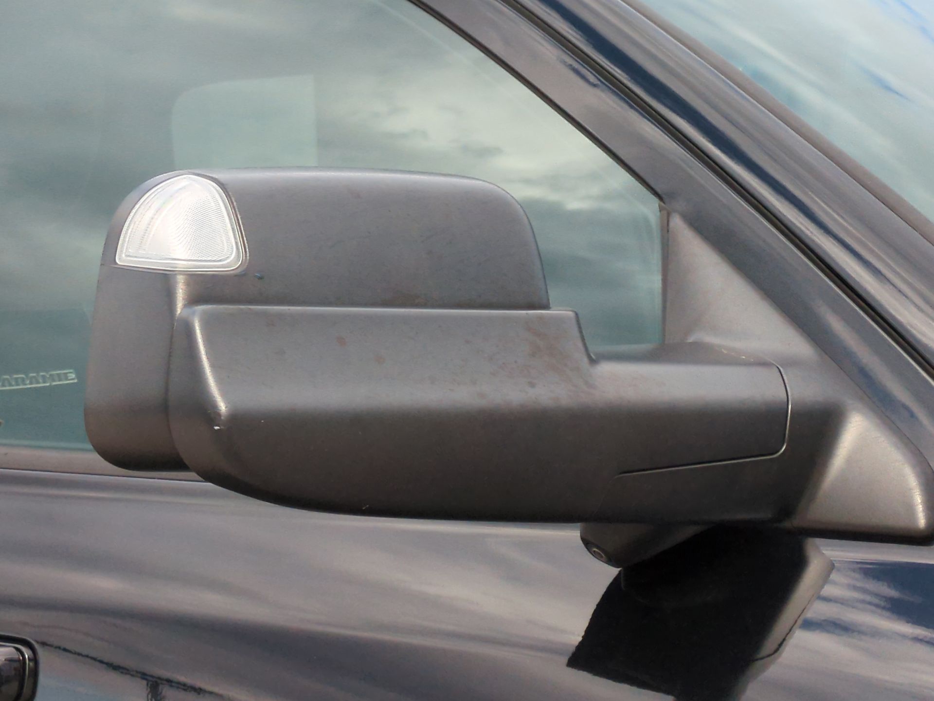 2019 RAM 2500 Laramie Crew Cab 4x4 6'4" Box