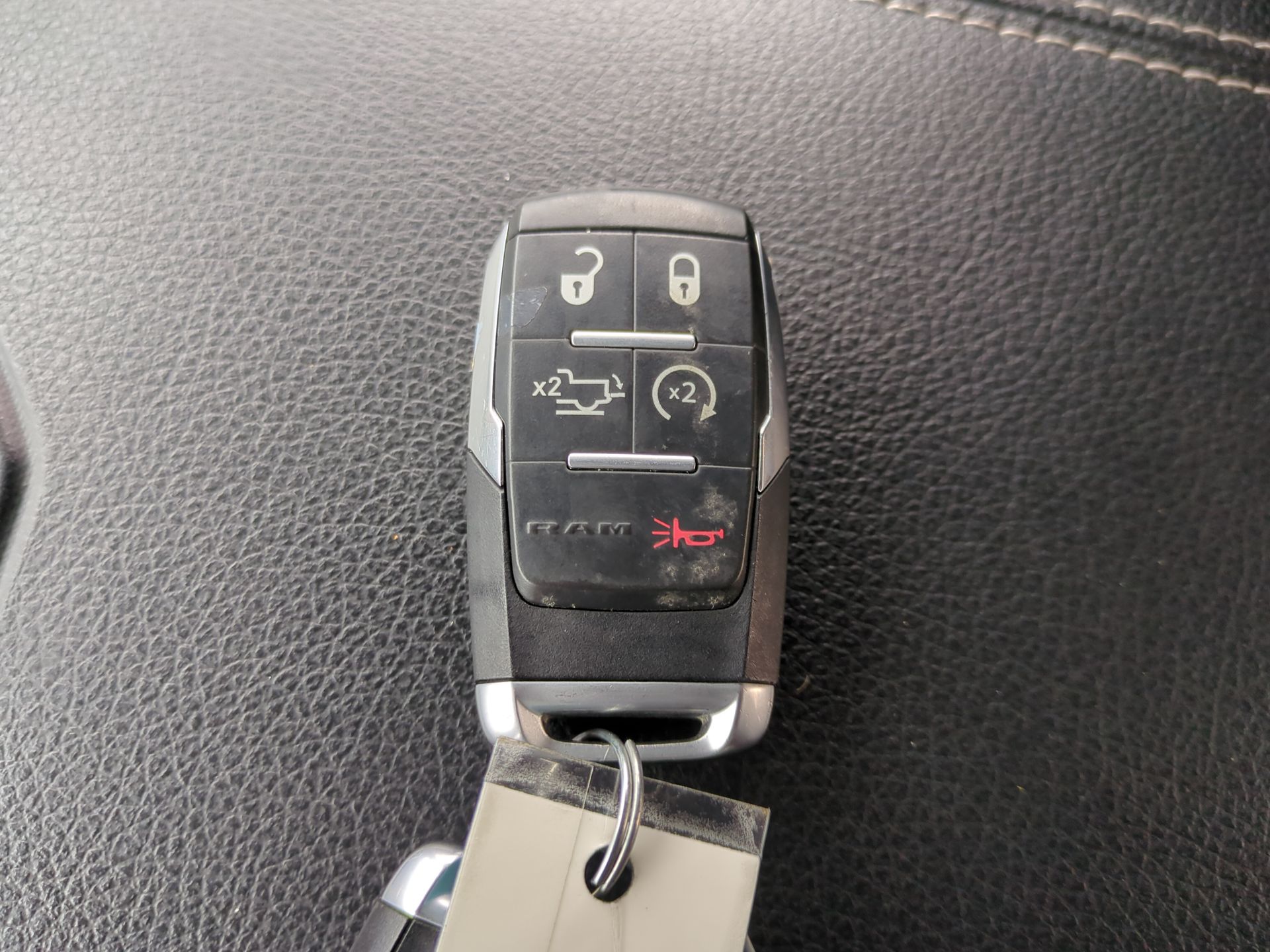 2019 RAM 2500 Laramie Crew Cab 4x4 6'4" Box