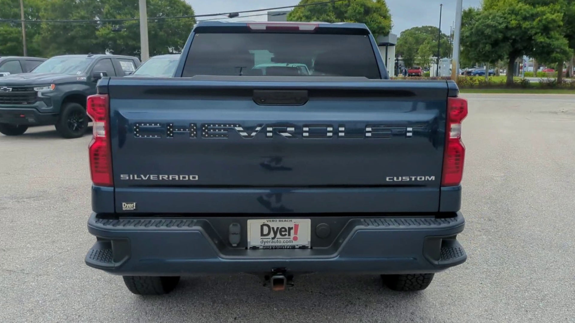 2022 Chevrolet Silverado 1500 Custom