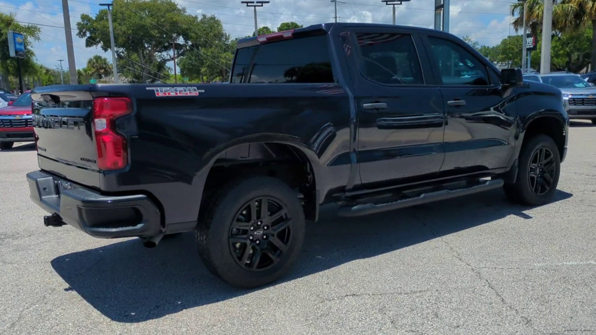 2024 Chevrolet Silverado 1500 Custom Trail Boss