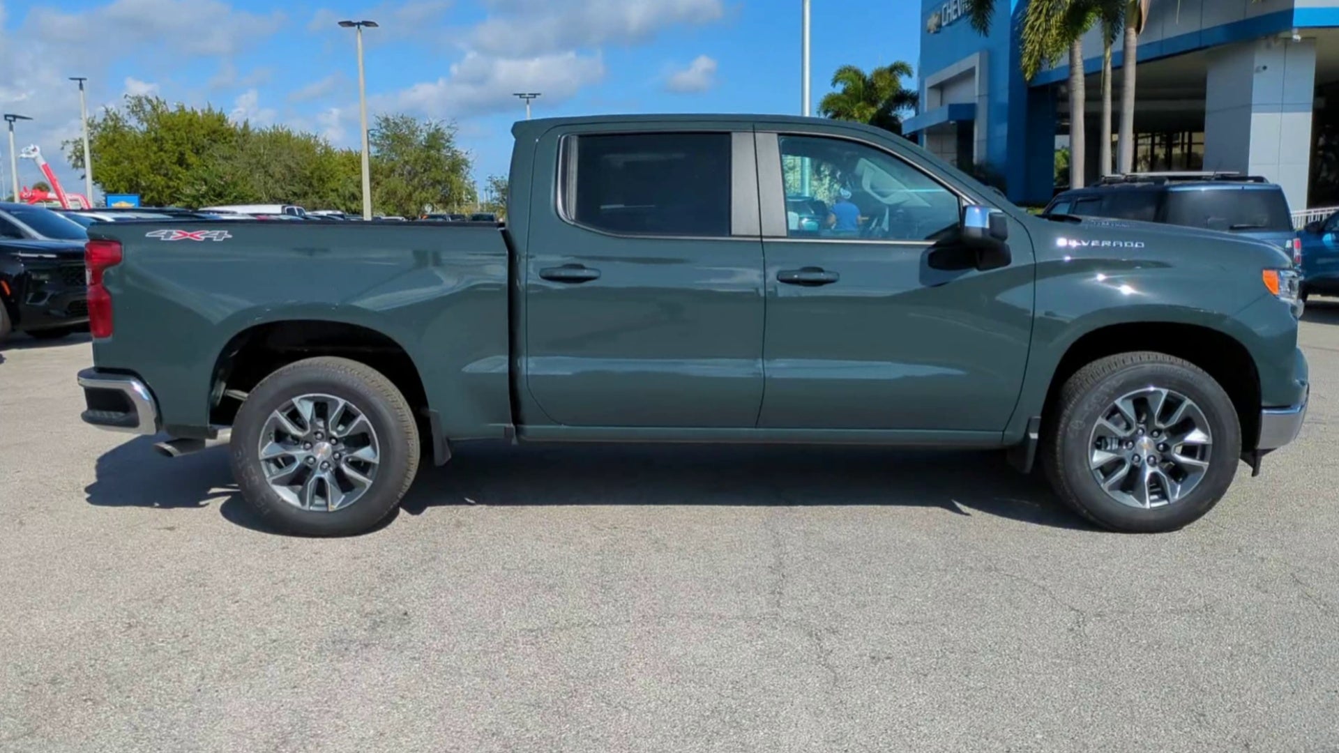 2026 Chevrolet Silverado 1500 LT (2FL)