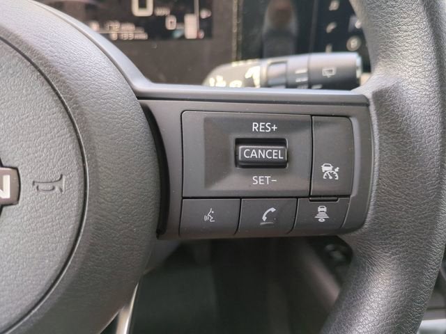 2025 Nissan Kicks SV FWD