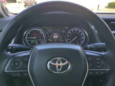 2020 Toyota Camry Hybrid XLE