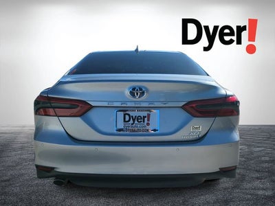 2020 Toyota Camry Hybrid XLE