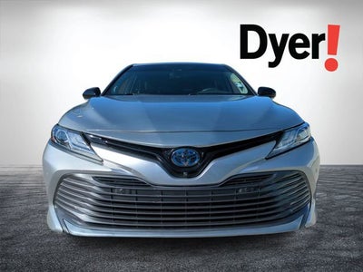 2020 Toyota Camry Hybrid XLE