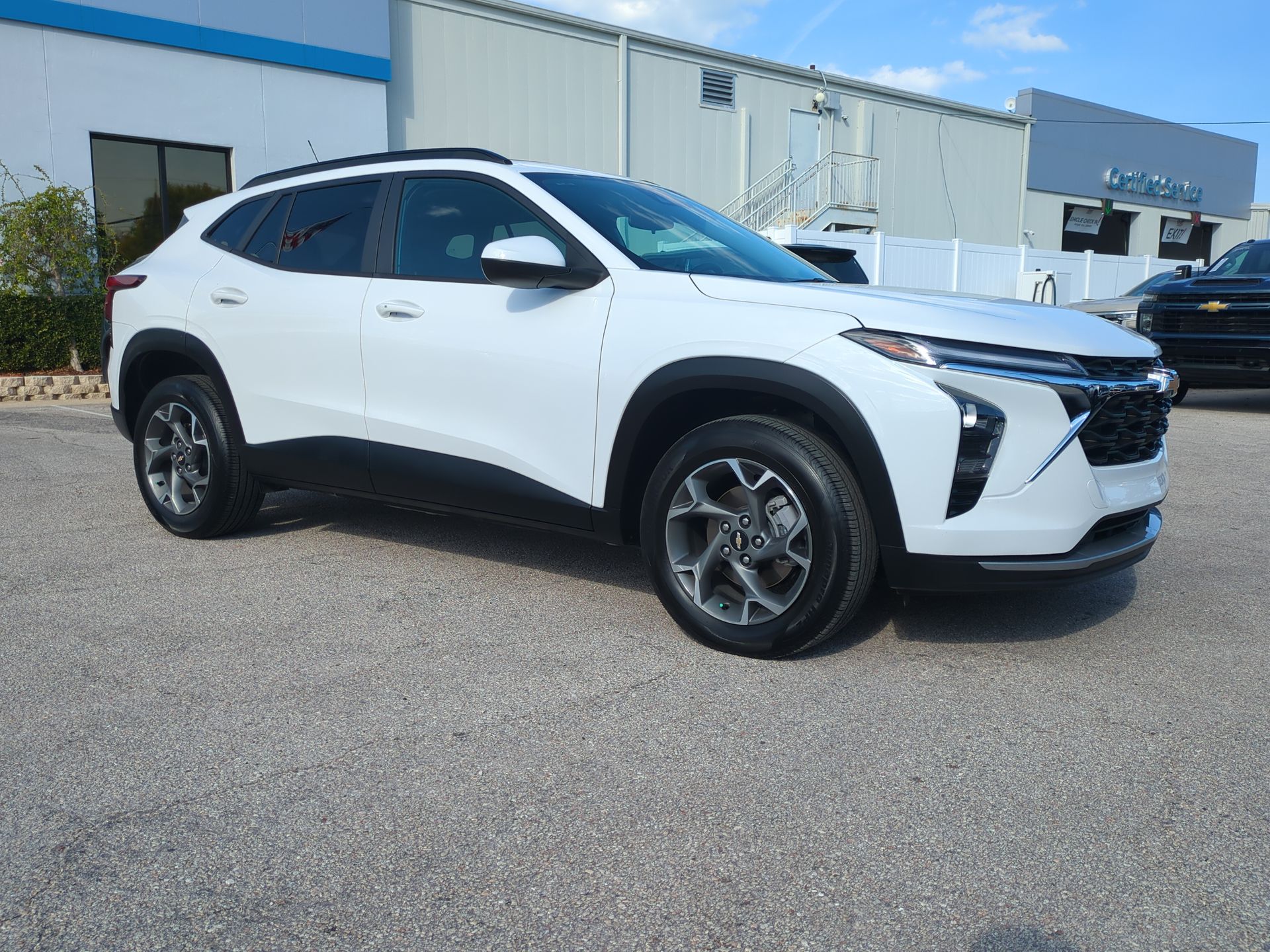 2024 Chevrolet Trax LT