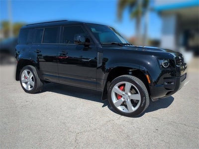 2025 Land Rover Defender 110 P400 X