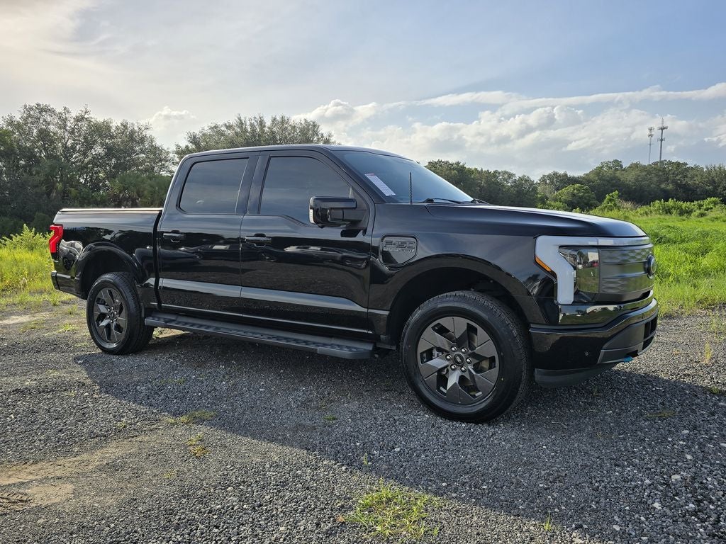 2023 Ford F-150 Lightning Lariat