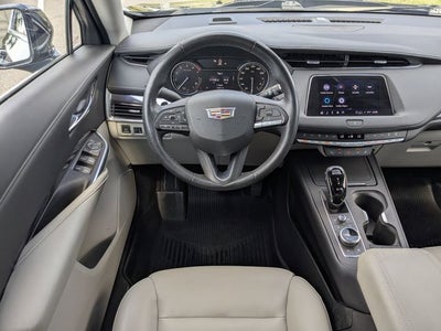 2023 Cadillac XT4 Luxury