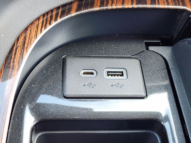 2022 Cadillac Escalade ESV Premium