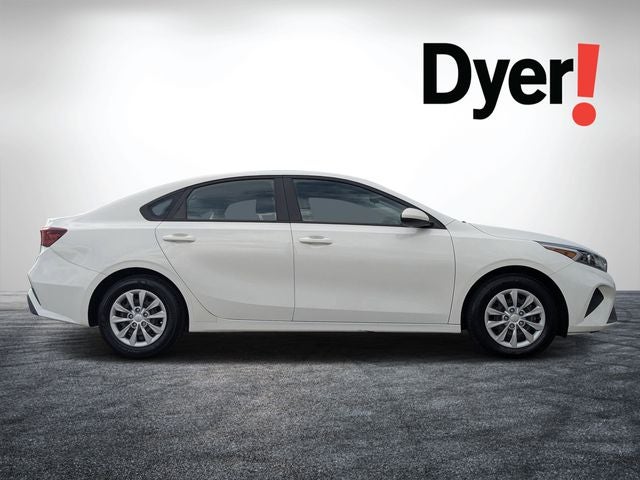 2022 Kia Forte FE