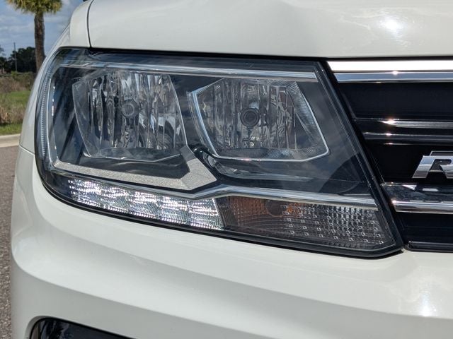 2021 Volkswagen Tiguan 2.0T SE R-Line Black