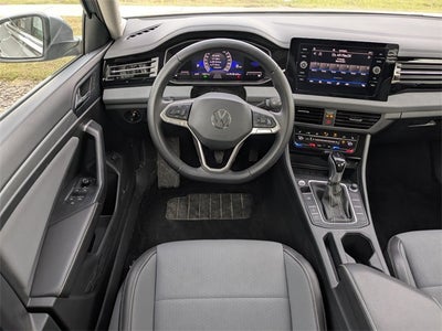 2025 Volkswagen Jetta 1.5T SE