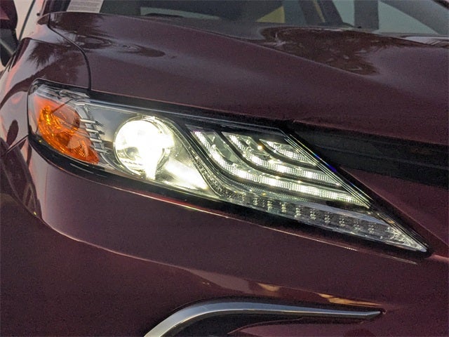 2022 Toyota Camry Hybrid XLE