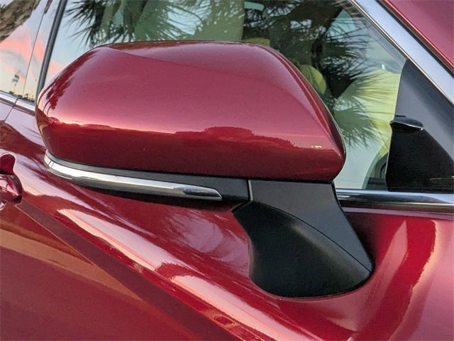 2022 Toyota Camry Hybrid XLE