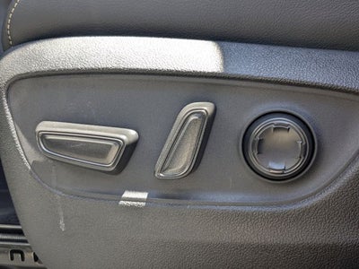 2025 Toyota Sienna Platinum 7 Passenger